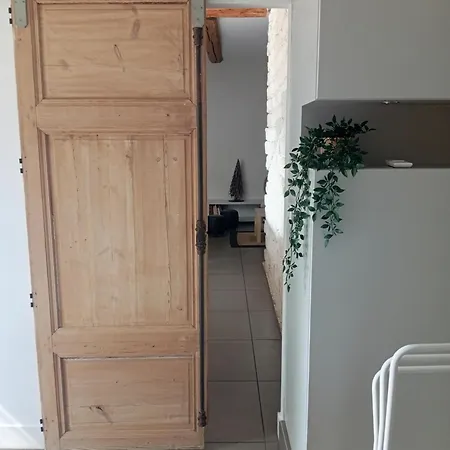 Avec Beaucoup De Cachet Et Calme Apartment *