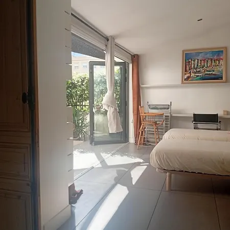 Lägenhet Avec Beaucoup De Cachet Et Calme Montpellier