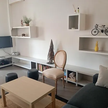 Avec Beaucoup De Cachet Et Calme Apartamento *