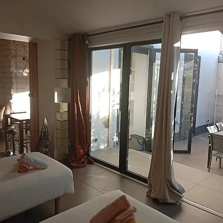 Avec Beaucoup De Cachet Et Calme Apartman